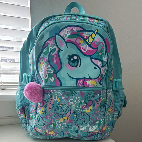 Smiggle attach medium girls - attach,